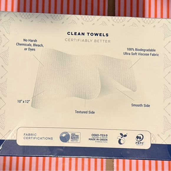 Clean Skin Club Disposable Wash Cloths Towels XL 50 Count New in Sealed Box - Picture 3 of 5